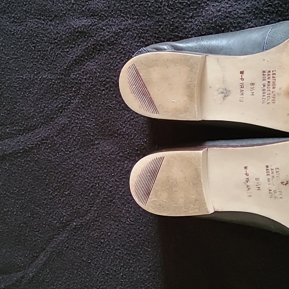 Shoes - Picture 3 of 5